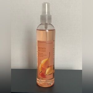 Bath & Body Works Pearberry Body Splash Retired 8oz.